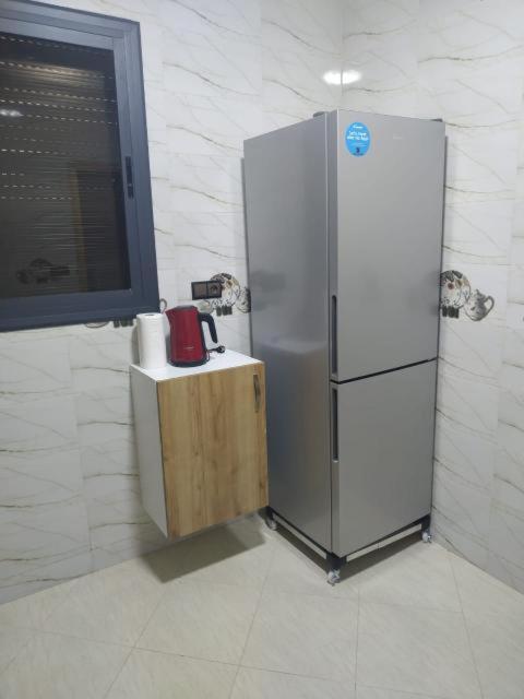 Appartement à alliance mehdia 2 juste pour couple marié on n'accepte pas les voyageurs célibataires ou les groupes d amis Kenitra Exterior foto